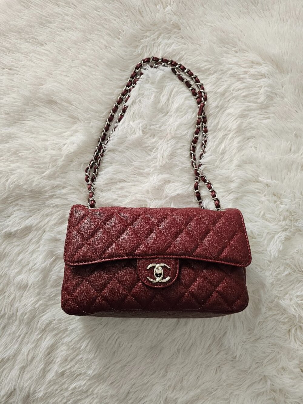 burgundy Quilted shoulder bag